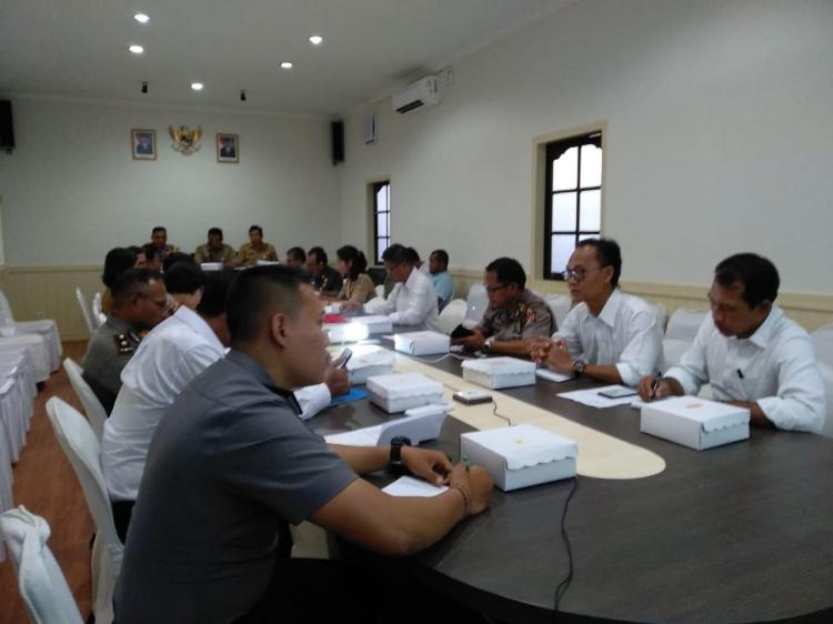 RAPAT SABER PUNGLI