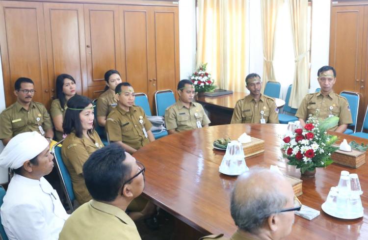 Pelantikan Jabatan Auditor Madya dan Auditor Muda Inspektorat Daerah Kabupaten Klungkung