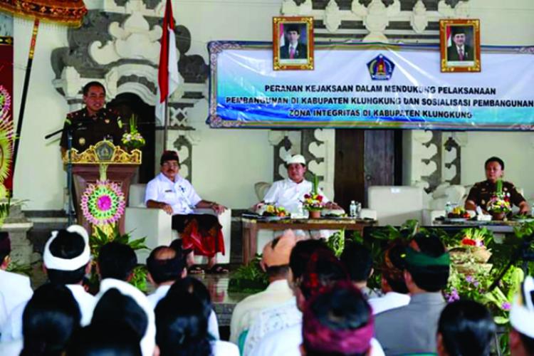 SOSIALISASI PEMBANGUNAN ZONA INTEGRITAS DAN PENGENDALIAN GRATIFIKASI DILINGKUNGAN PEMERINTAH KAB. KLUNGKUNG