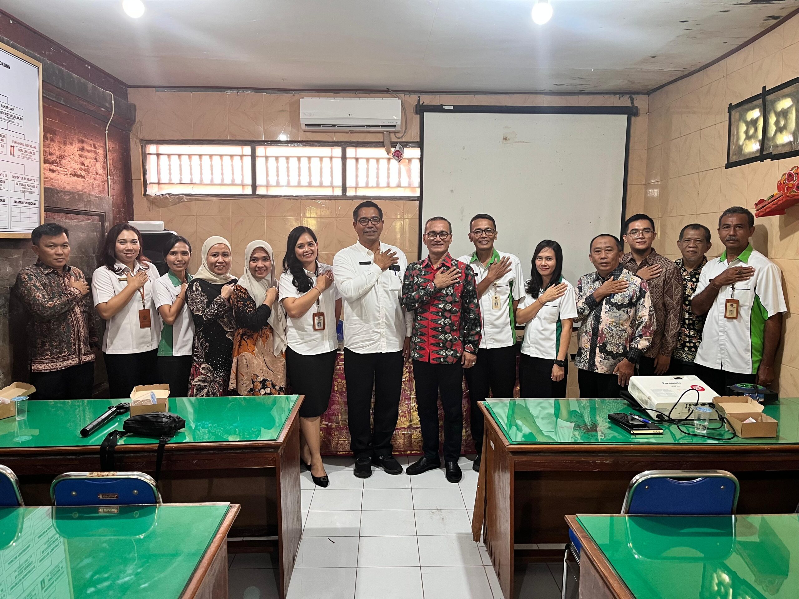 Kunjungan Studi Pembelajaran dari Inspektorat Kota Jambi
